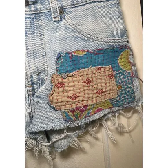 RARE Vintage Levi's Authentic Hippie 60s 70s Patch Cutoff Light Wash Jean Shorts